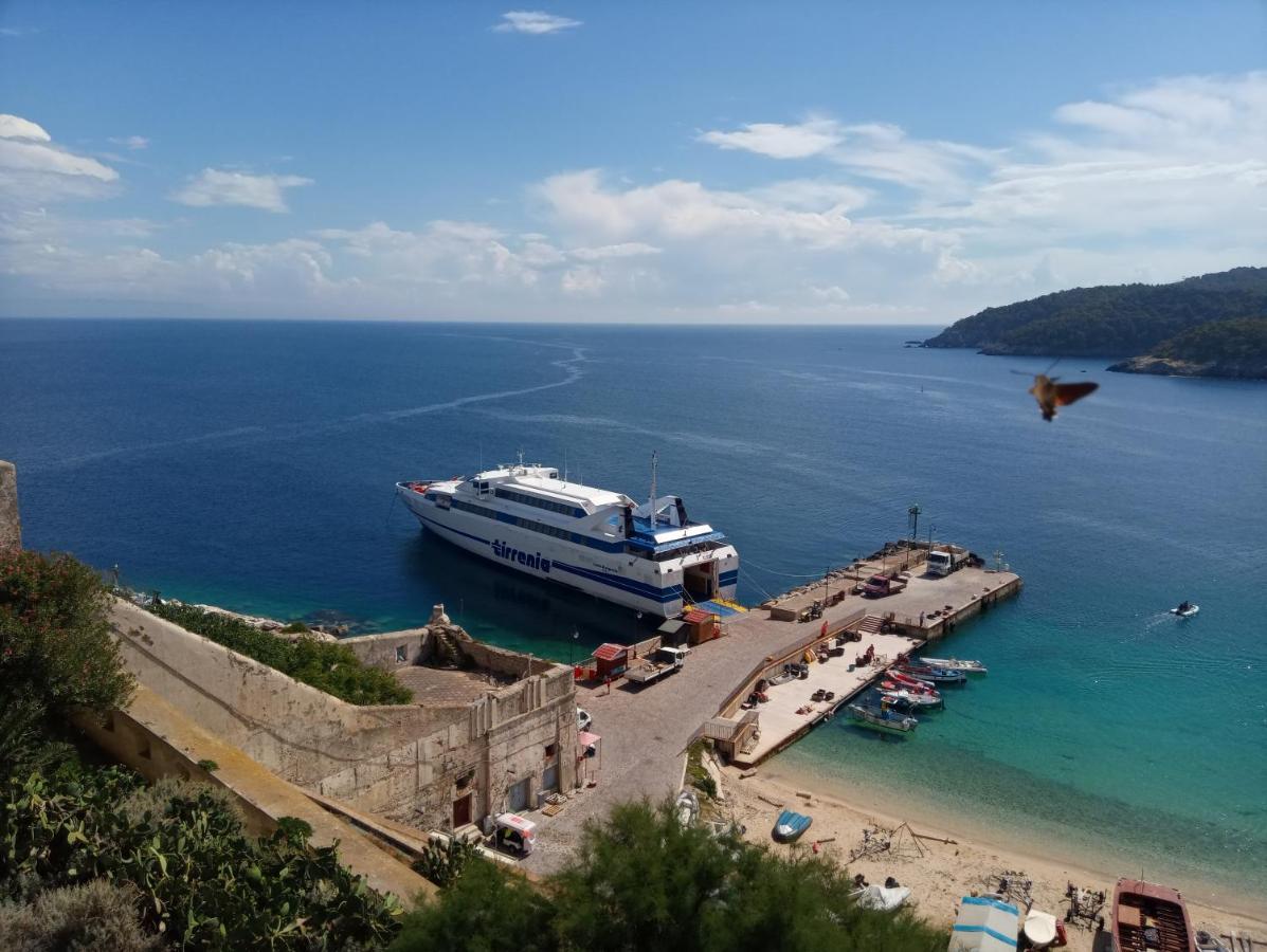Casa Vacanze Tre Stelle Термолі Екстер'єр фото